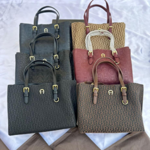 شنطة يد نسائية