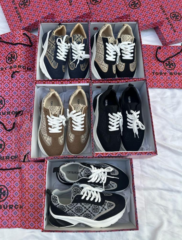 شوزات توري بورش